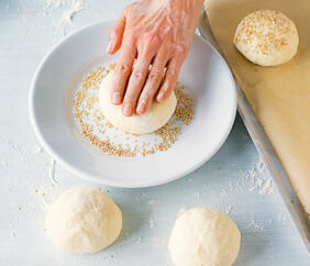 Burger Bun Brötchen selber machen Schritt 5 Burger Bun Brötchen selber machen Schritt 5