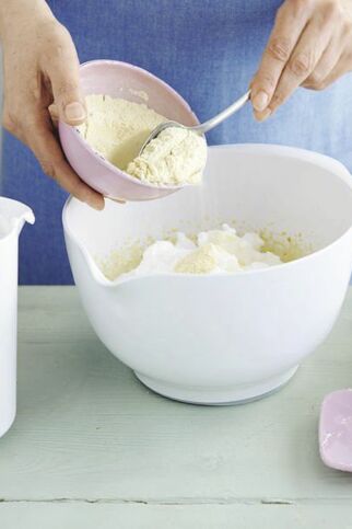 Die Lockerleichte: glutenfreie Biskuitmasse Die Lockerleichte: glutenfreie Biskuitmasse