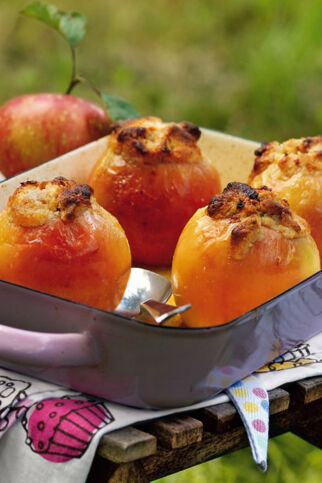 Bratäpfel mit Marzipanfüllung Bratäpfel mit Marzipanfüllung