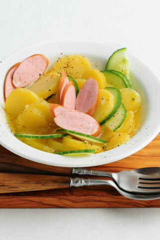 Kartoffelsalat mit Würstchen Kartoffelsalat mit Würstchen