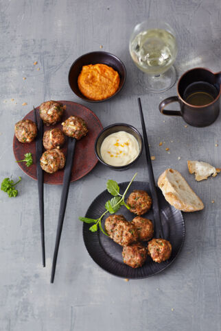 Fleischbällchen-Fondue Fleischbällchen-Fondue