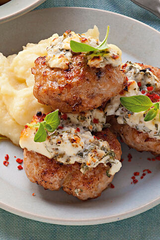 Putenhacksteaks mit Kartoffel-Sellerie-Püree Putenhacksteaks mit Kartoffel-Sellerie-Püree