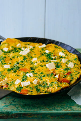 Bunte Gemüse-Tortilla mit Feta Bunte Gemüse-Tortilla mit Feta