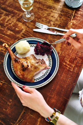 Gefüllte Gans für Festtage Gefüllte Gans für Festtage