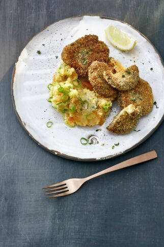 Austernpilz-Schnitzel mit Kartoffel-Möhren-Stampf Austernpilz-Schnitzel mit Kartoffel-Möhren-Stampf