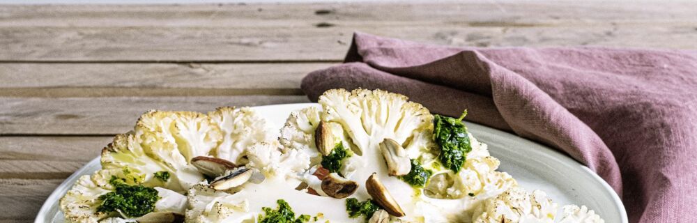 Gerösteter Blumenkohl
mit Salsa verde Gerösteter Blumenkohl
mit Salsa verde