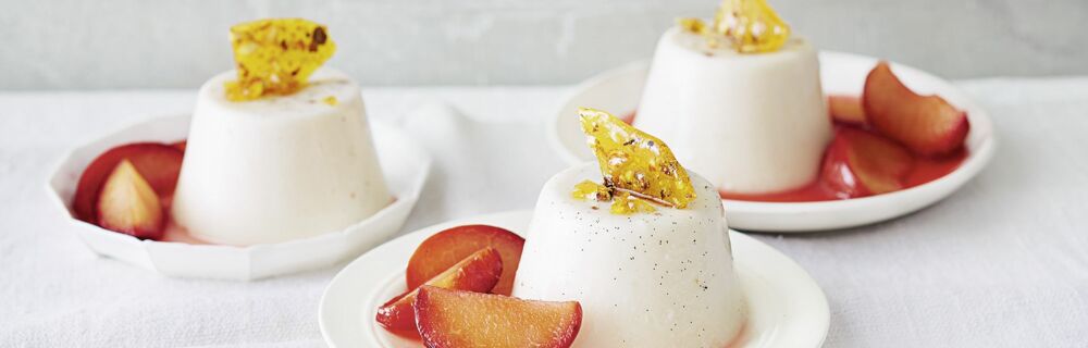 Mandel-Pannacotta mit Pflaumen Mandel-Pannacotta mit Pflaumen