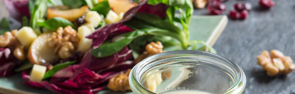 Basic-Vinaigrette mit Herbstsalat Basic-Vinaigrette mit Herbstsalat