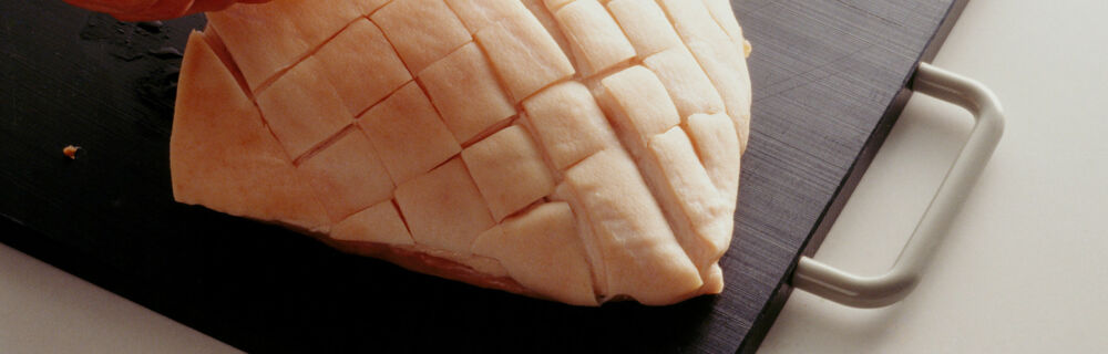 Rezeptvideo: Bayerischer Schweinekrustenbraten Rezeptvideo: Bayerischer Schweinekrustenbraten