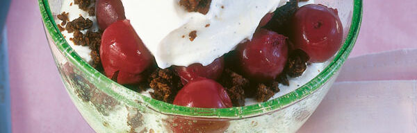 Kirsch-Pumpernickel-Becher Kirsch-Pumpernickel-Becher