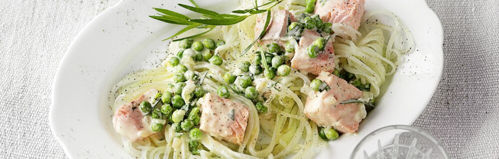 Kohlrabinudeln mit Lachssahne Kohlrabinudeln mit Lachssahne