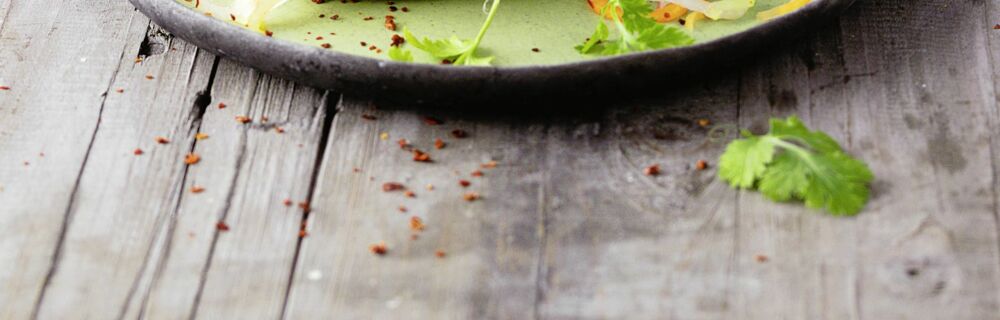 Bánh mì mit eingelegten Gemüsenudeln Bánh mì mit eingelegten Gemüsenudeln