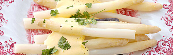 Spargel mit Sauce hollandaise Spargel mit Sauce hollandaise