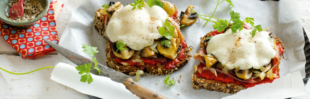 Überbackenes Eiweiß-Abendbrot Überbackenes Eiweiß-Abendbrot