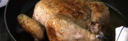 Hähnchen vorbereiten und im Ofen braten Hähnchen vorbereiten und im Ofen braten