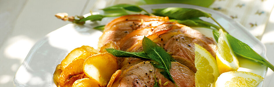 Aroma-Lamm mit Knuspersalbei Aroma-Lamm mit Knuspersalbei