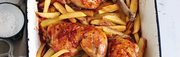 Chili-Hähnchen und Pommes vom Blech Chili-Hähnchen und Pommes vom Blech