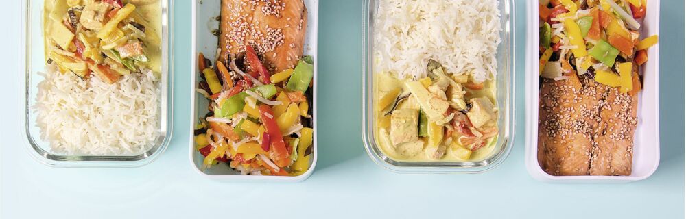 Asiatische Fischwochemit Wildlachs Asiatische Fischwochemit Wildlachs