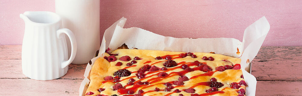 Blechkuchen, Beeren-Cheesecake Kuchen Unterseite Rezepte Blechkuchen