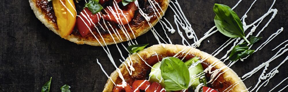 Roti Paratha mit Ziegenkäse Roti Paratha Tomate Mayonnaise