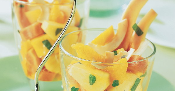 Obstsalat mit Honig-Minze-Dressing Rezept | Küchengötter