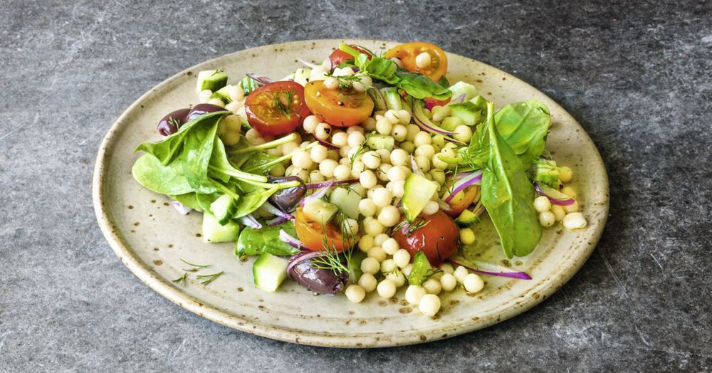 Perlcouscous-Oliven-Salat Rezept | Küchengötter