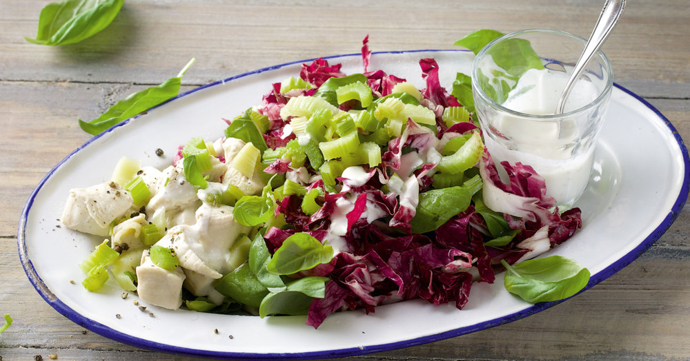 Hähnchensalat mit Basilikum Rezept | Küchengötter