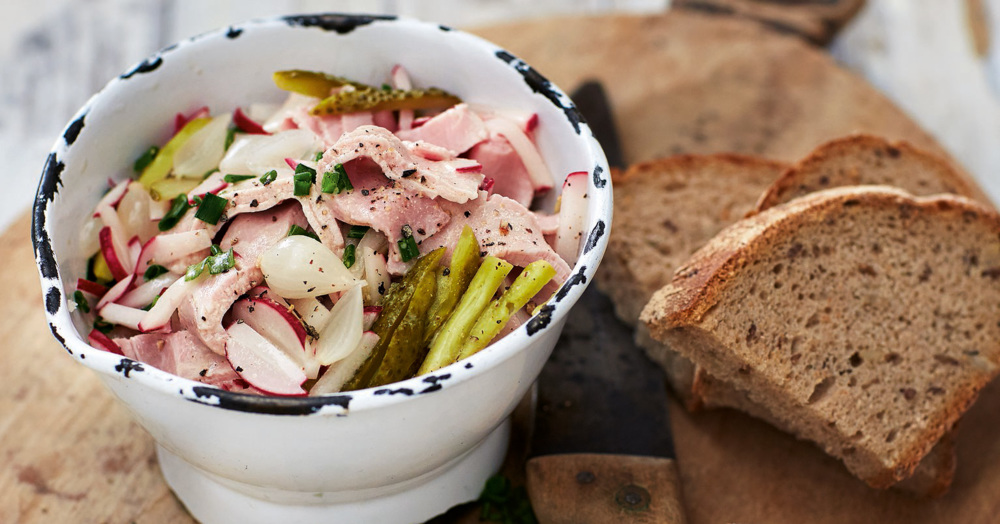 Fleischsalat mit Essig-Öl-Mayonnaise Rezept | Küchengötter