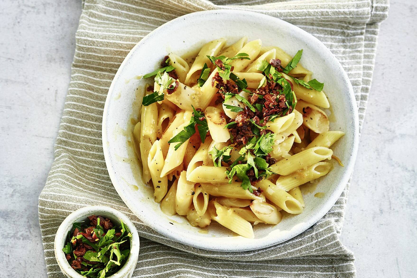 Pasta mit Schwarzwurzeln und Orange Rezept | Küchengötter