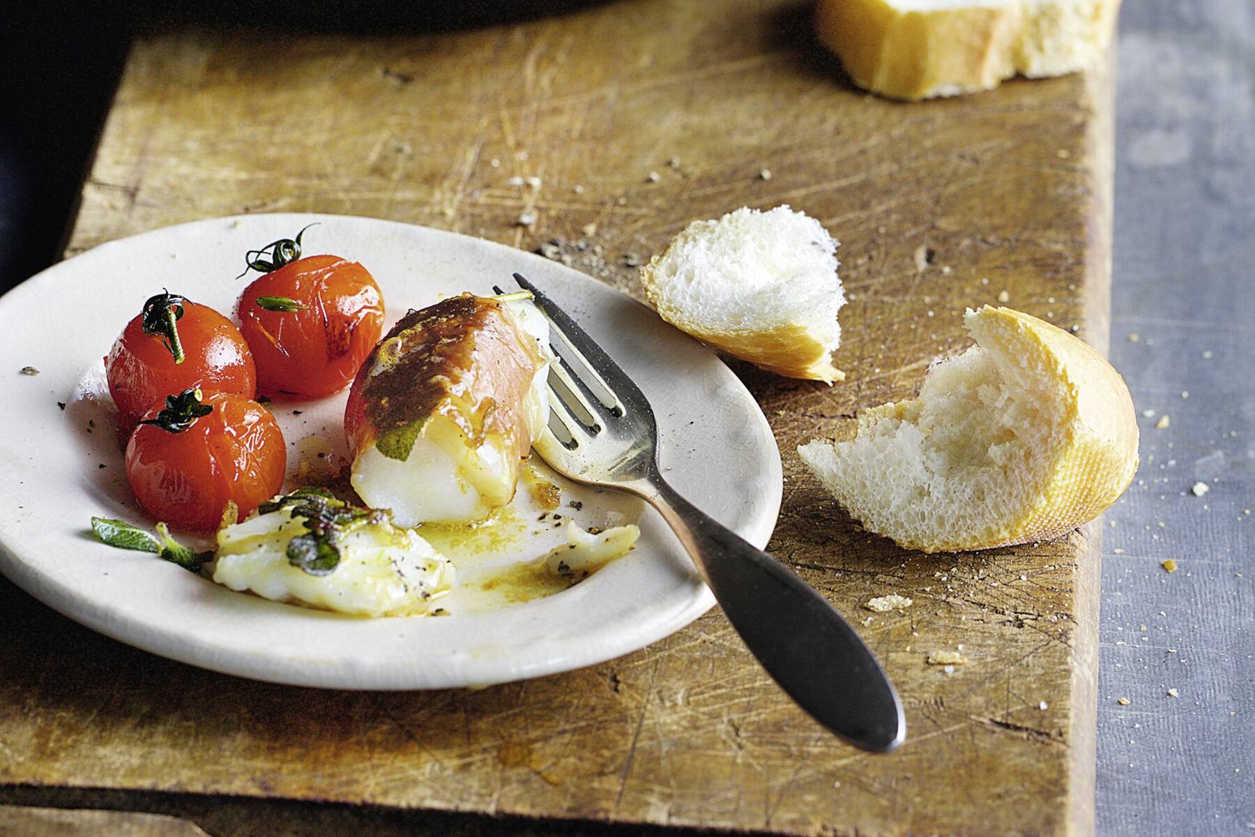 Kabeljau-Saltimbocca mit Tomaten Rezept | Küchengötter