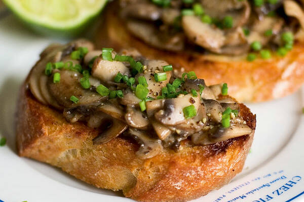 Champignon-Crostini Rezept | Küchengötter