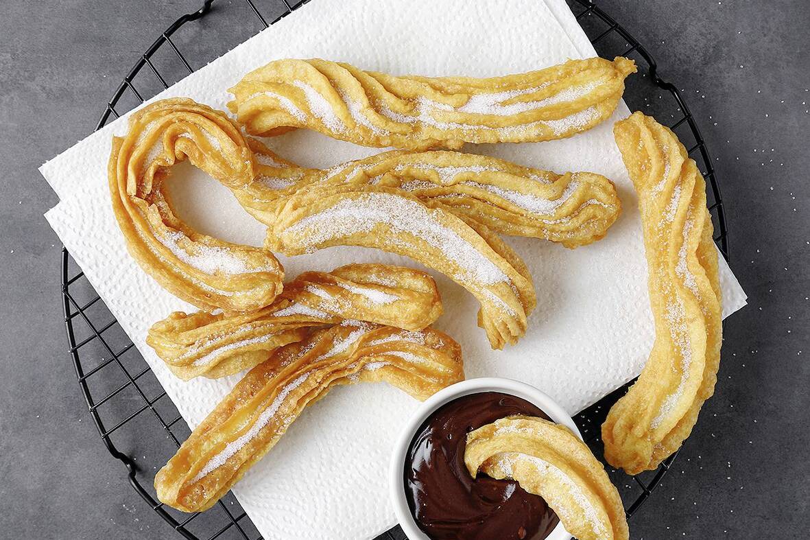 Churros Mit Schokosauce Rezept Kuchengotter