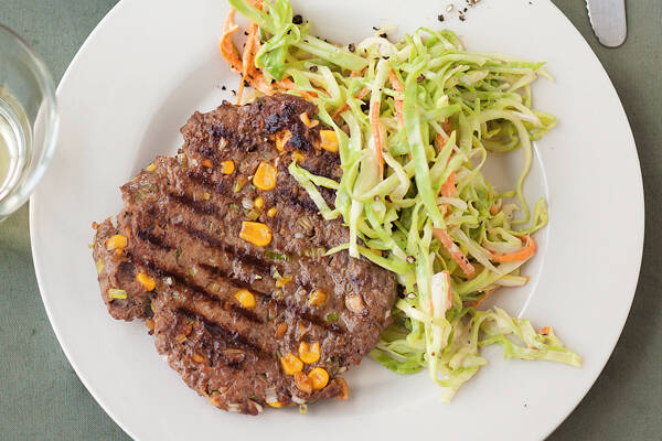 Hacksteaks mit Coleslaw Rezept | Küchengötter