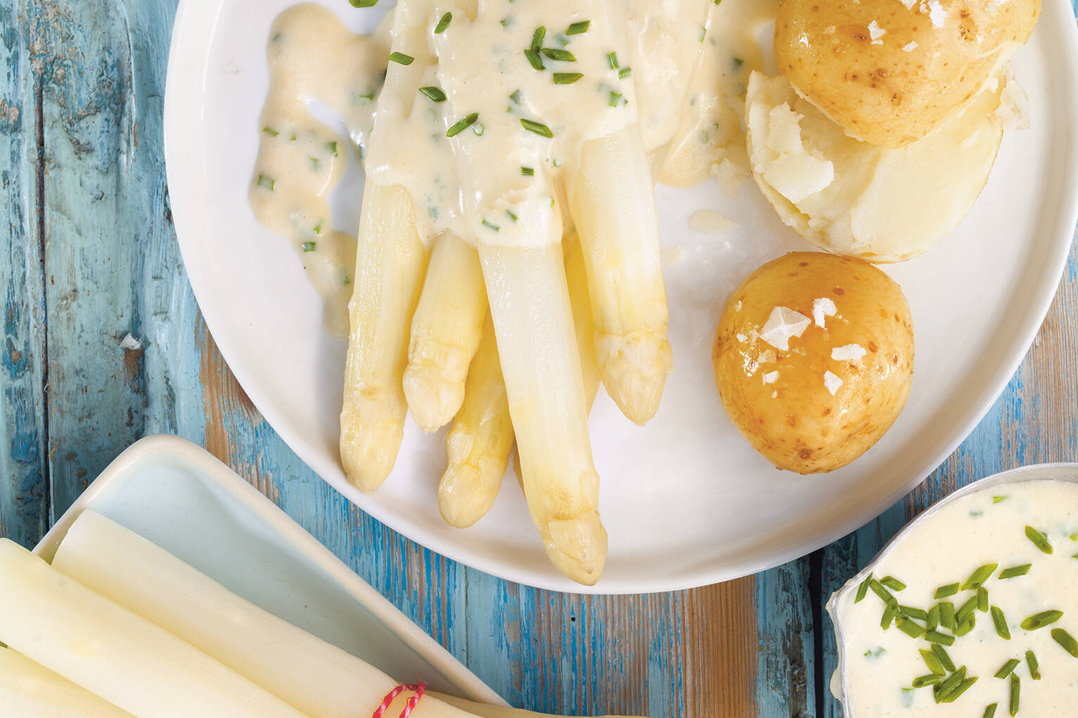 Spargel mit Seidentofu-Hollandaise Rezept | Küchengötter