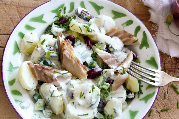 Kartoffelsalat mit Räucherfisch Rezept | Küchengötter