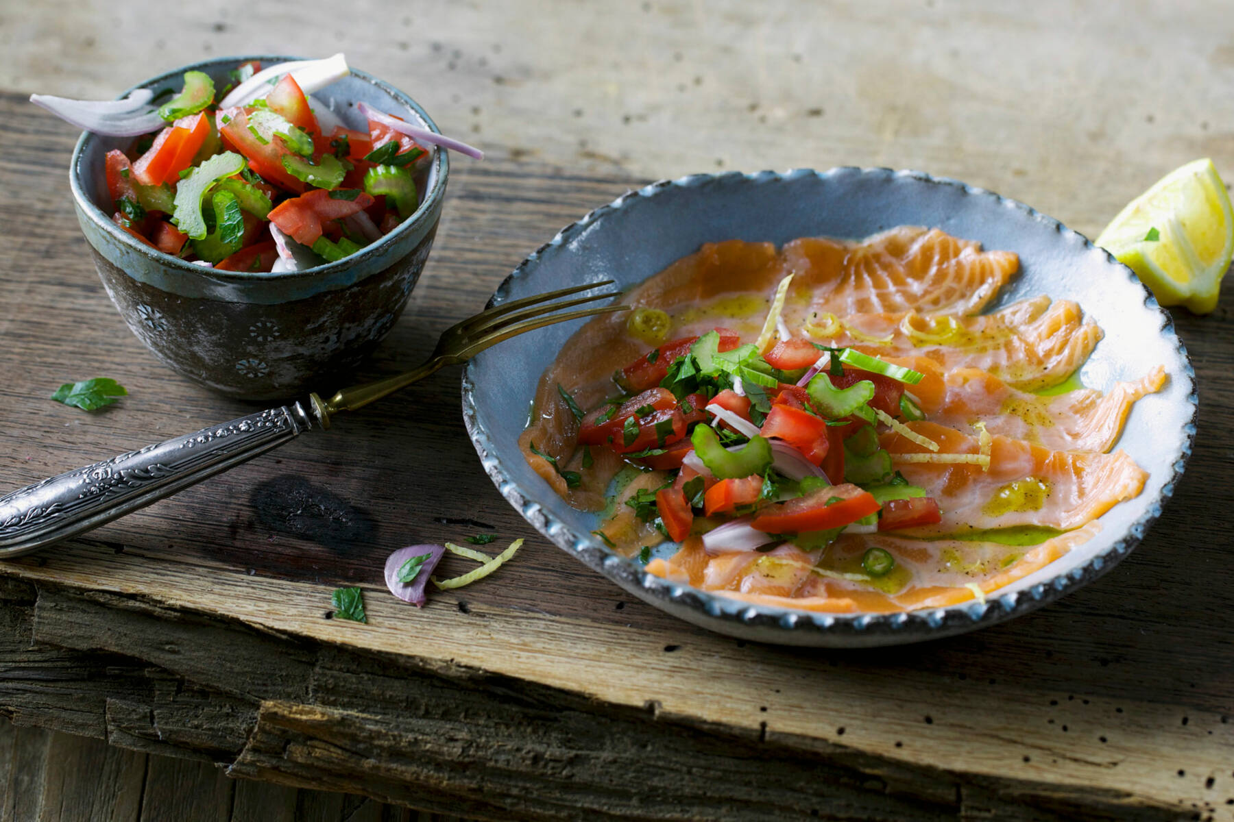 Lachs-Ceviche mit Salsa Rezept | Küchengötter