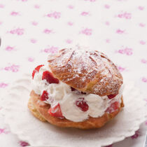 Erdbeer-Windbeutel Erdbeer-Windbeutel