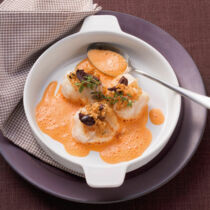 Paprikasauce für Seeteufel mit Thymianbröseln Paprikasauce für Seeteufel mit Thymianbröseln