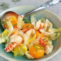 Melonen-Nudelsalat mit Flusskrebsen Melonen-Nudelsalat mit Flusskrebsen