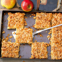 Knuspriger Becherkuchen Knuspriger Becherkuchen