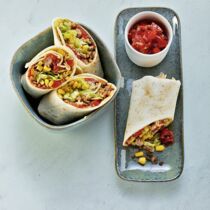 Mais-Hackfleisch-Wraps mit Salsa Mais-Hackfleisch-Wraps mit Salsa