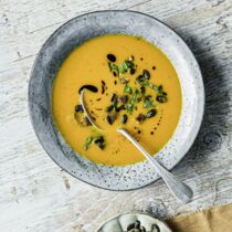 Kürbis-Kokos-Suppe mit Croûtons Kürbis-Kokos-Suppe mit Croûtons