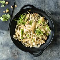 Pad Thai mit Hähnchen Pad Thai mit Hähnchen