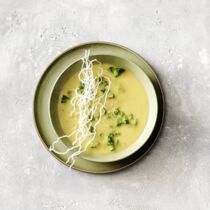 Rote Linsensuppe mit Grünkohl Rote Linsensuppe mit Grünkohl