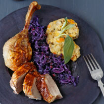 Gänsebraten mit Kürbisknödelfüllung Gänsebraten mit Kürbisknödelfüllung