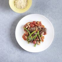 Rindfleisch-Tajine mit Bohnen Rindfleisch-Tajine mit Bohnen