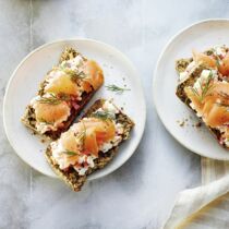 Vital-Haferstulle mit Lachs Vital-Haferstulle mit Lachs