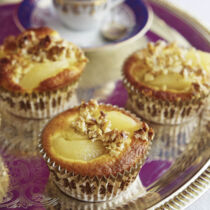 Quitten-Muffins mit Walnusskruste Quitten-Muffins mit Walnusskruste