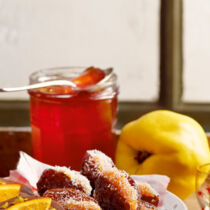 Aromatisches Quittengelee und Quittenkonfekt Aromatisches Quittengelee und Quittenkonfekt