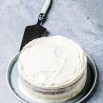 White Cake mit Sahne White Cake mit Sahne